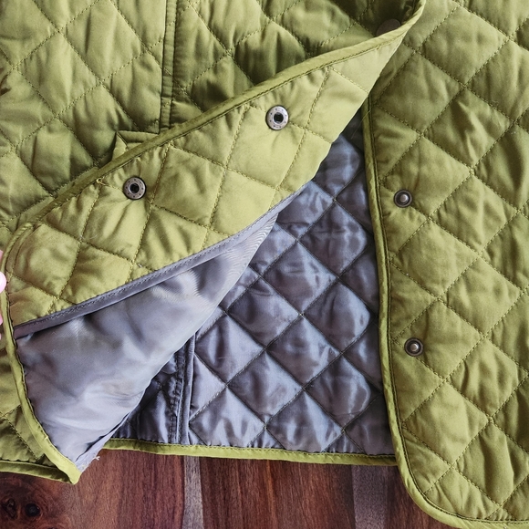 Gorgeous Green J.Jill Quilted Vest Medium Snap Front Pockets Warm - Picture 5 of 11